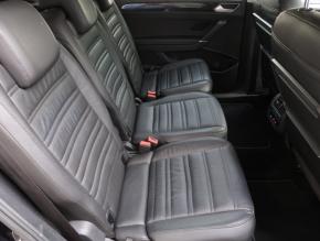 Volkswagen Touran  2.0 TDI Highline 