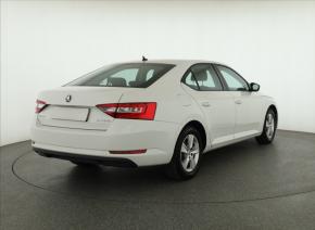 Škoda Superb  1.4 TSI Active 