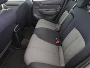 Mitsubishi L200  2.4 DI-D 