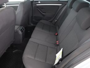 Volkswagen Golf  1.6 TDI Basis 