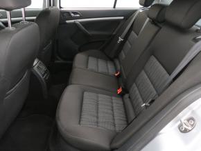 Škoda Octavia  1.6 TDI Elegance 