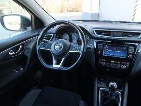 Nissan Qashqai  1.2 DIG-T 