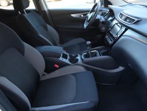 Nissan Qashqai  1.2 DIG-T 