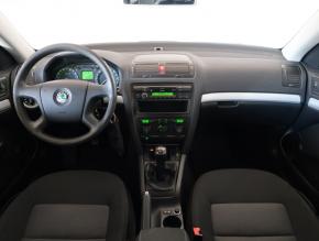 Škoda Octavia  1.6 Classic 
