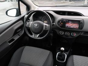 Toyota Yaris  1.33 Dual VVT-i 