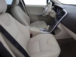 Volvo XC60  D3 Momentum 