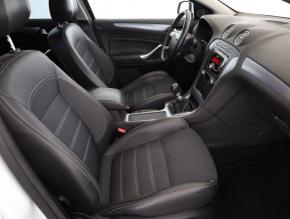 Ford Mondeo  2.0 TDCi 