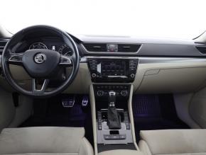 Škoda Superb  2.0 TDI Style 