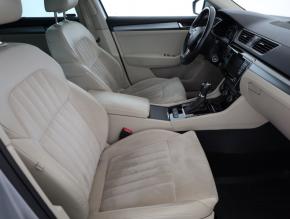 Škoda Superb  2.0 TDI Style 