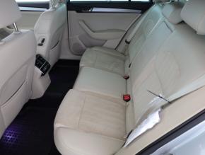 Škoda Superb  2.0 TDI Style 