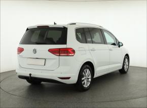 Volkswagen Touran  1.5 TSI 