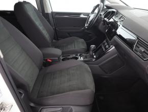 Volkswagen Touran  1.5 TSI 