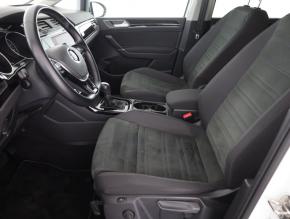 Volkswagen Touran  1.5 TSI 