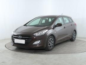 Hyundai i30  1.6 GDI Trikolor Plus 