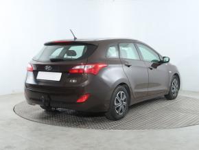 Hyundai i30  1.6 GDI Trikolor Plus 