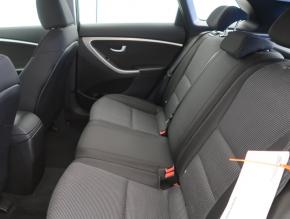 Hyundai i30  1.6 GDI Trikolor Plus 