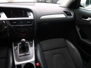 Audi A4  1.8 TFSI Attraction 