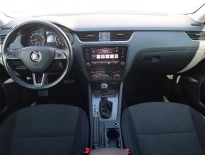 Škoda Octavia  1.5 TSI Ambition Plus 