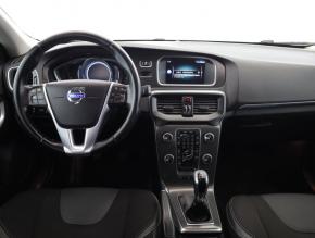 Volvo V40  2.0 D4 