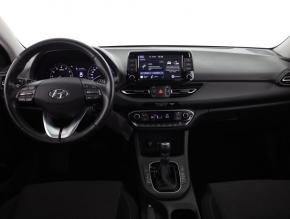 Hyundai i30 Fastback  1.0 T-GDI SMART 