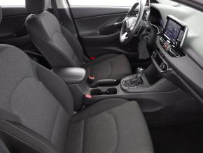 Hyundai i30 Fastback  1.0 T-GDI SMART 