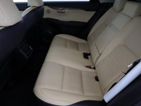 Lexus NX  300h 