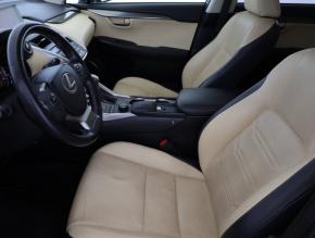 Lexus NX  300h 