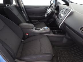 Nissan Leaf  24 kWh 