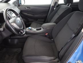 Nissan Leaf  24 kWh 