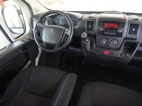 Peugeot Boxer  2.2 BlueHDi 