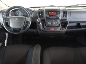 Peugeot Boxer  2.2 BlueHDi 