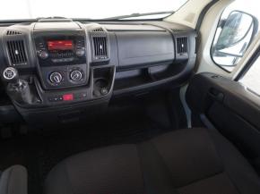 Peugeot Boxer  2.2 BlueHDi 