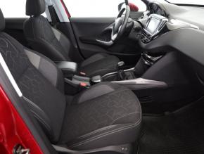 Peugeot 2008  1.2 PureTech 
