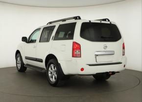 Nissan Pathfinder  2.5 dCi 