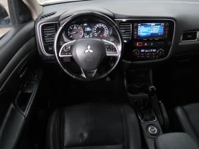 Mitsubishi Outlander  2.2 DI-D 
