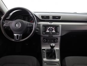 Volkswagen Passat  1.6 TDI 