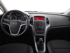 Opel Astra  1.4 T 