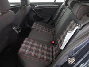 Volkswagen Golf  2.0 GTI Performance 