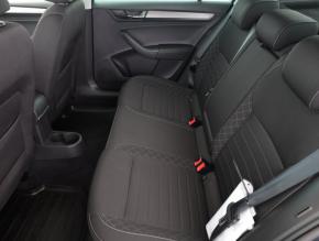 Škoda Rapid  1.0 TSI 