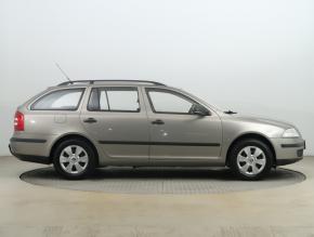 Škoda Octavia  1.6 Tour 