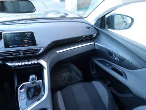 Peugeot 5008  1.5 BlueHDi 