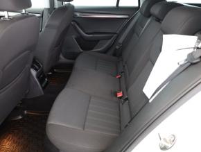 Škoda Octavia  1.6 TDI Style 
