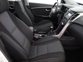 Hyundai i30  1.6 GDI 
