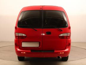 Hyundai H-1  2.5 CRDi 