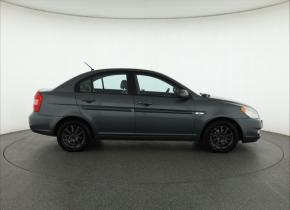 Hyundai Accent  1.4i 