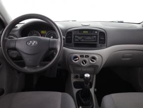 Hyundai Accent  1.4i 