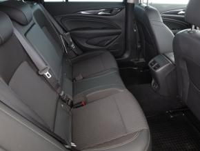 Opel Insignia  2.0 CDTI 