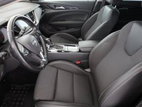 Opel Insignia  2.0 CDTI 