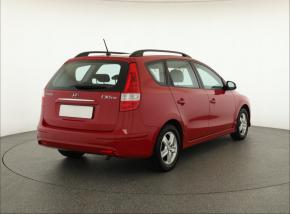 Hyundai i30  1.6 CVVT 