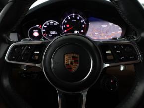 Porsche Cayenne  V6 